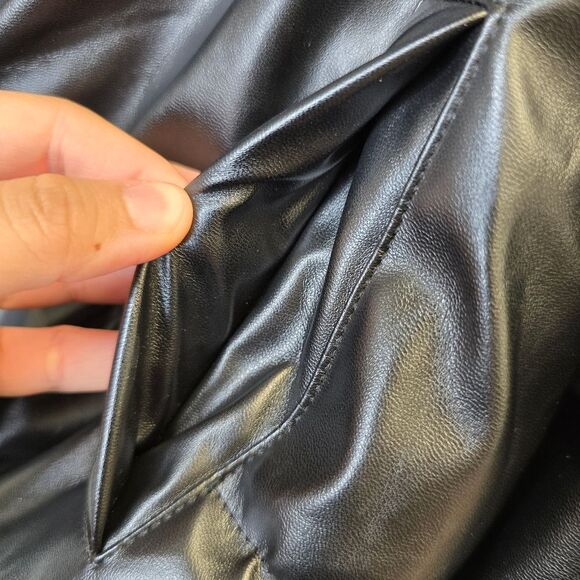 SHEIN Women's L Black Zip Puffer Crop Jacket - Picture 14 of 16